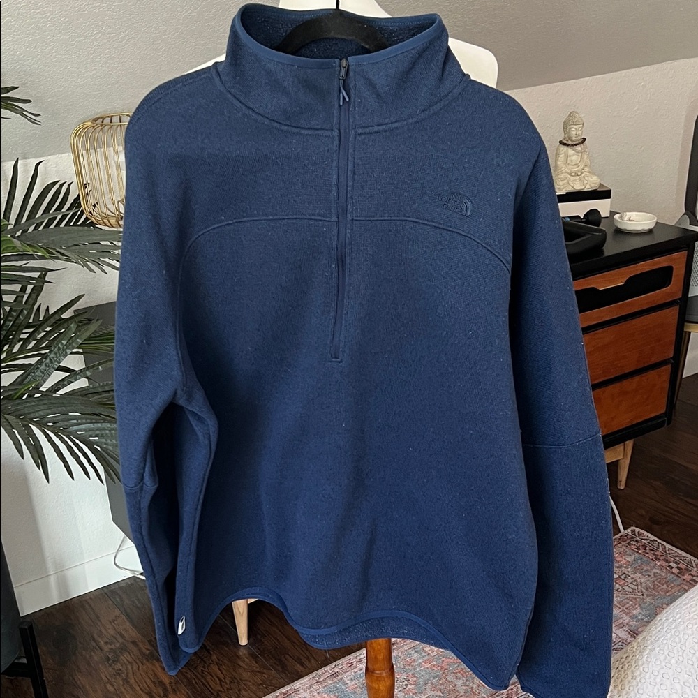 The North Face Men's Navy Zip-Up Sweater